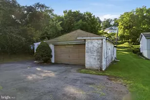 1665 Broadway, Bethlehem, PA 18015 - Photo 38
