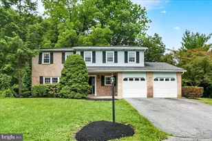 214 Burrell Blvd, Allentown, PA 18104 - Photo 4