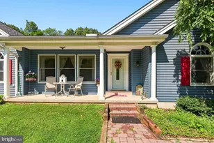 6609 Crown Ln, Zionsville, PA 18092 - Photo 4