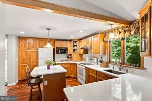 6609 Crown Ln, Zionsville, PA 18092 - Photo 14