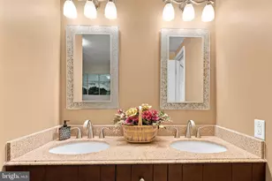 6609 Crown Ln, Zionsville, PA 18092 - Photo 24