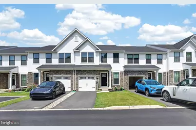 1047 Watson Court, Fogelsville, PA 18051 - Photo 2