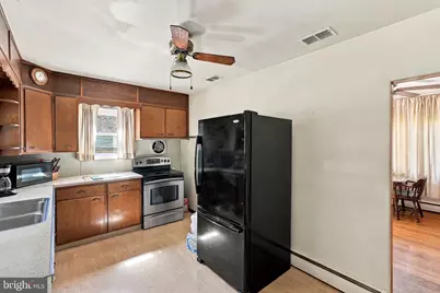 1429 N Muhlenberg Street, Allentown, PA 18104 - Photo 18
