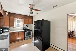 1429 N Muhlenberg St, Allentown, PA 18104 - Photo 18