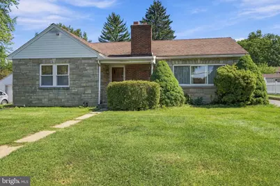1429 N Muhlenberg Street, Allentown, PA 18104 - Photo 2
