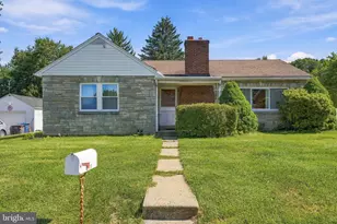 1429 N Muhlenberg St, Allentown, PA 18104 - Photo 1