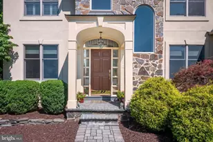 4807 Leeds Ct, Center Valley, PA 18034 - Photo 2