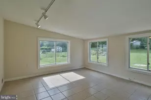1925 Columbine Ave, Bethlehem, PA 18018 - Photo 16