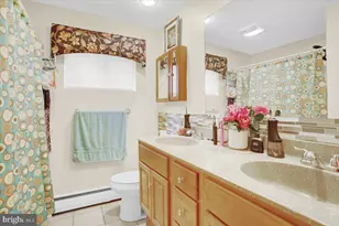 511 E Harrison St, Emmaus, PA 18049 - Photo 26