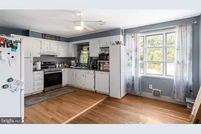 2300 S Filbert Street, Allentown, PA 18103 - Photo 6