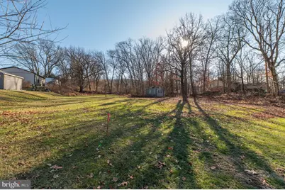 615 Fairview Street, Emmaus, PA 18049 - Photo 2