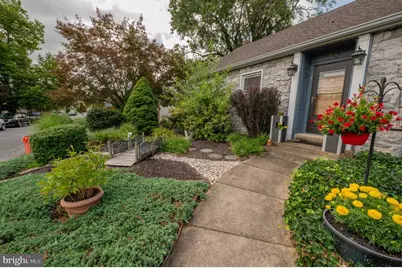 30 N 38th Street, Allentown, PA 18104 - Photo 2