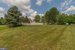 1039 Miriam Dr, Emmaus, PA 18049 - Photo 24