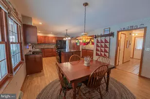 1039 Miriam Dr, Emmaus, PA 18049 - Photo 8