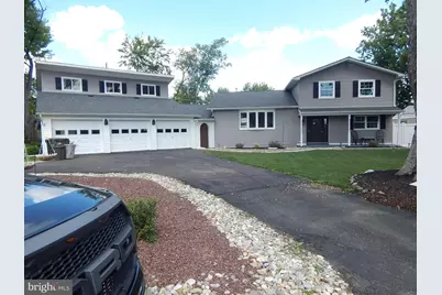 5833 Hill Drive, Allentown, PA 18104 - Photo 2
