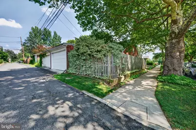 2051 W Livingston Street, Allentown, PA 18104 - Photo 6
