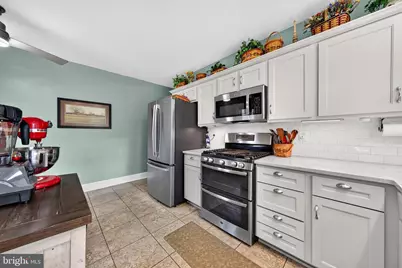 2051 W Livingston Street, Allentown, PA 18104 - Photo 18