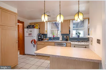 1925 E Fairmont Street, Allentown, PA 18109 - Photo 6