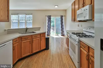 8145 Cross Creek Circle, Breinigsville, PA 18031 - Photo 12