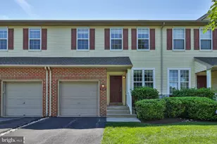 8145 Cross Creek Circle, Breinigsville, PA 18031 - Photo 2