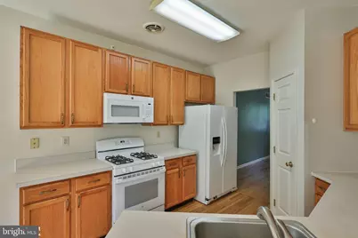 8145 Cross Creek Circle, Breinigsville, PA 18031 - Photo 16