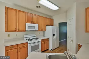 8145 Cross Creek Circle, Breinigsville, PA 18031 - Photo 16