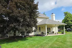 5100 Rosewood Dr, Center Valley, PA 18034 - Photo 36