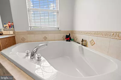 2305 Aberdeen Way, Macungie, PA 18062 - Photo 32