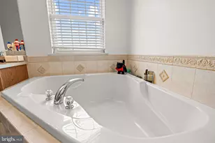 2305 Aberdeen Way, Macungie, PA 18062 - Photo 32