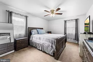 1804 Elmhurst Dr, Whitehall, PA 18052 - Photo 22