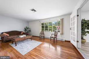 1804 Elmhurst Dr, Whitehall, PA 18052 - Photo 6