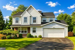 1728 32nd St SW, Allentown, PA 18103 - Photo 2
