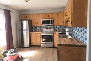 4517 N Hedgerow Dr, Allentown, PA 18103 - Photo 2