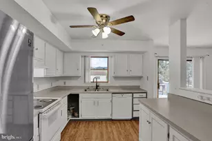 2435 Levans Rd, Coplay, PA 18037 - Photo 16