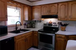 835 E Montgomery St, Allentown, PA 18103 - Photo 8