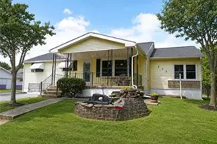 835 E Montgomery St, Allentown, PA 18103 - Photo 2