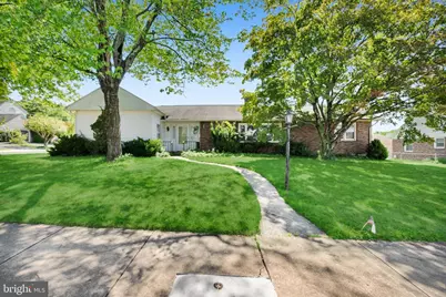 418 S 4th Street, Emmaus, PA 18049 - Photo 2