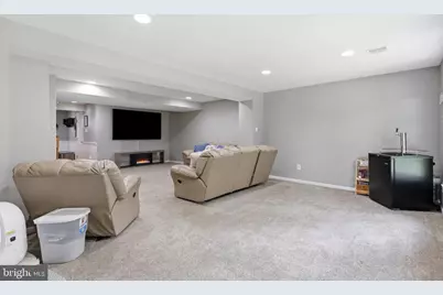 4546 Jasmine Drive, Center Valley, PA 18034 - Photo 12