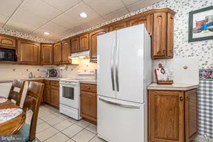 1032 W Allen St, Allentown, PA 18102 - Photo 12