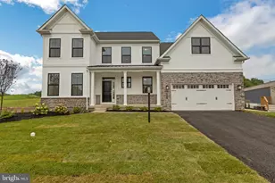 5403 Red Oak Dr, Coopersburg, PA 18036 - Photo 4