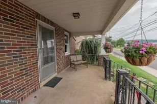 655 North St, Emmaus, PA 18049 - Photo 2
