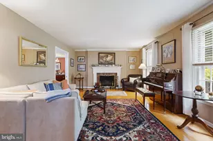 2898 Fairfield Dr, Allentown, PA 18103 - Photo 6
