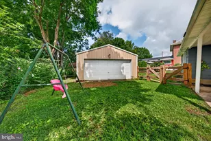 4171 Reliance St, Whitehall, PA 18052 - Photo 32