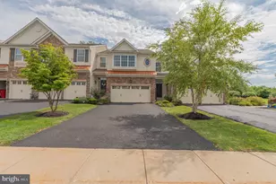 4480 Lenni Cir, Emmaus, PA 18049 - Photo 1