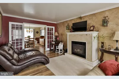 5016 Foxrun Lane, Whitehall, PA 18052 - Photo 8