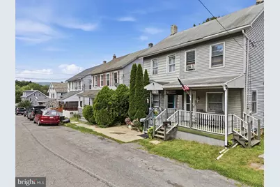 439 S Walnut Street, Slatington, PA 18080 - Photo 4