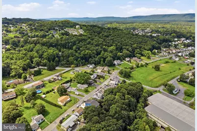 439 S Walnut Street, Slatington, PA 18080 - Photo 24