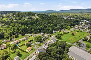 439 S Walnut St, Slatington, PA 18080 - Photo 24