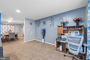 2421 W Greenleaf St, Allentown, PA 18104 - Photo 12