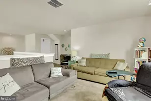 1814 Stang Dr, Allentown, PA 18104 - Photo 8